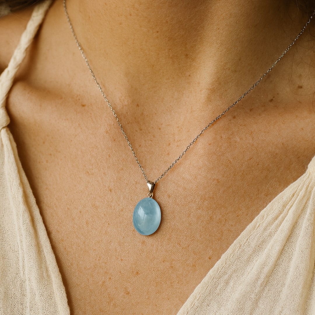 Pendentif "Calme Profond" en Aigue-Marine