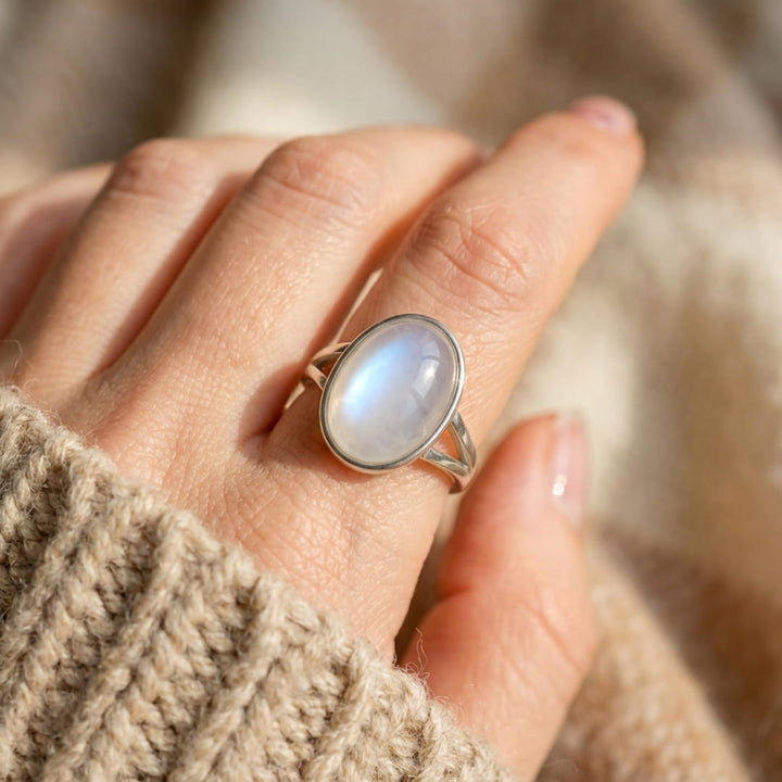 Bague Ajustable "Douceur Astrale" en Pierre de Lune