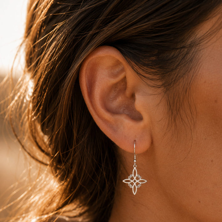 Boucles d'Oreilles "Protection Enchantée" en Noeud de Sorcière