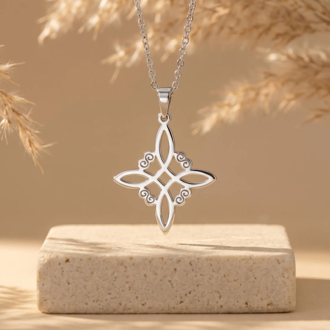 Collier Bouclier Noeud de Sorcière