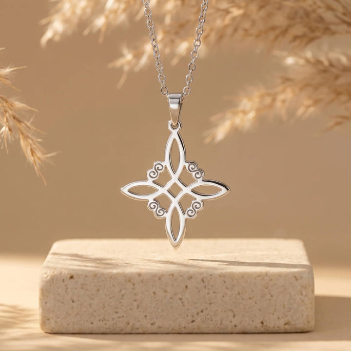 Collier Bouclier Noeud de Sorcière