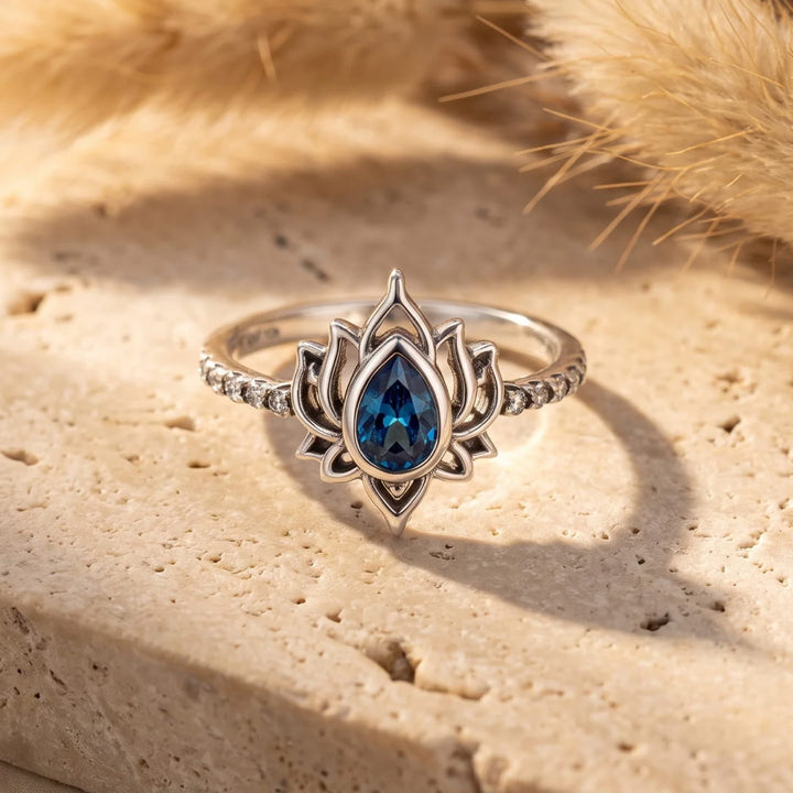 Bague Ajustable "Éveil de Lotus"