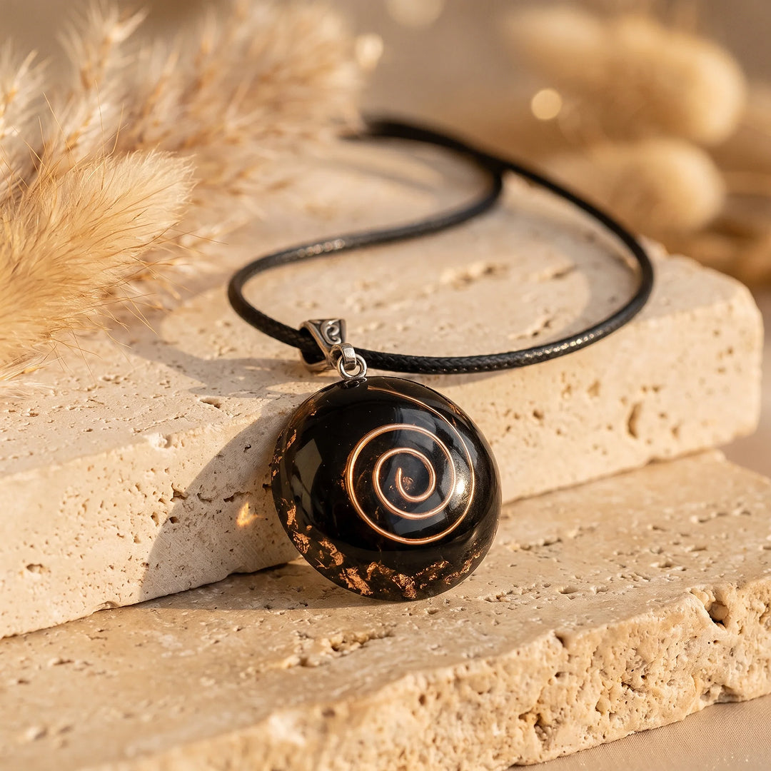 Pendentif Orgonite "Protection Symbolique" en Obsidienne Noire