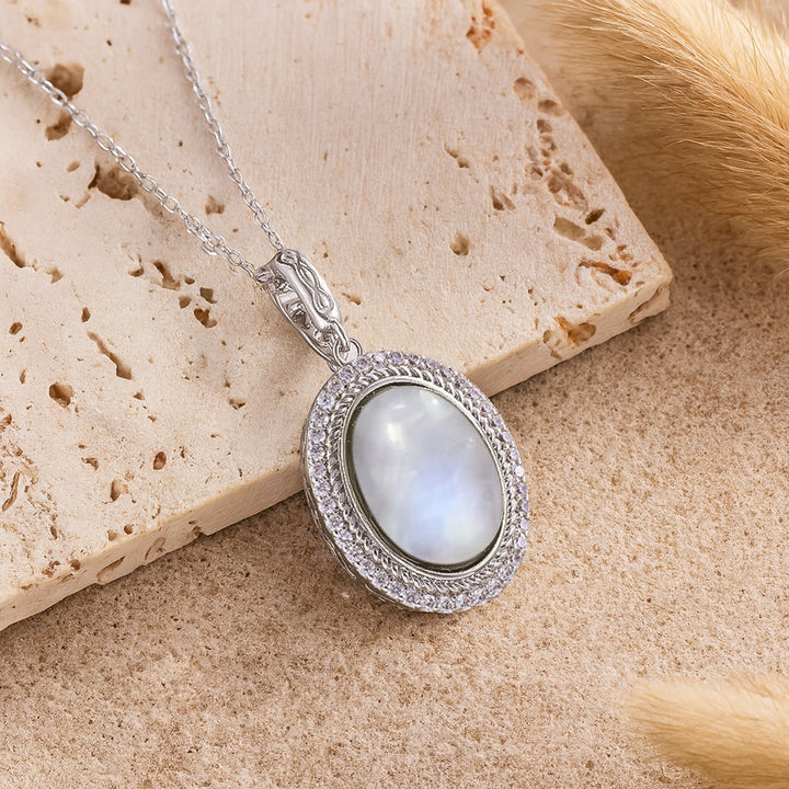 Pendentif "Douceur d’Âme" en Pierre de Lune