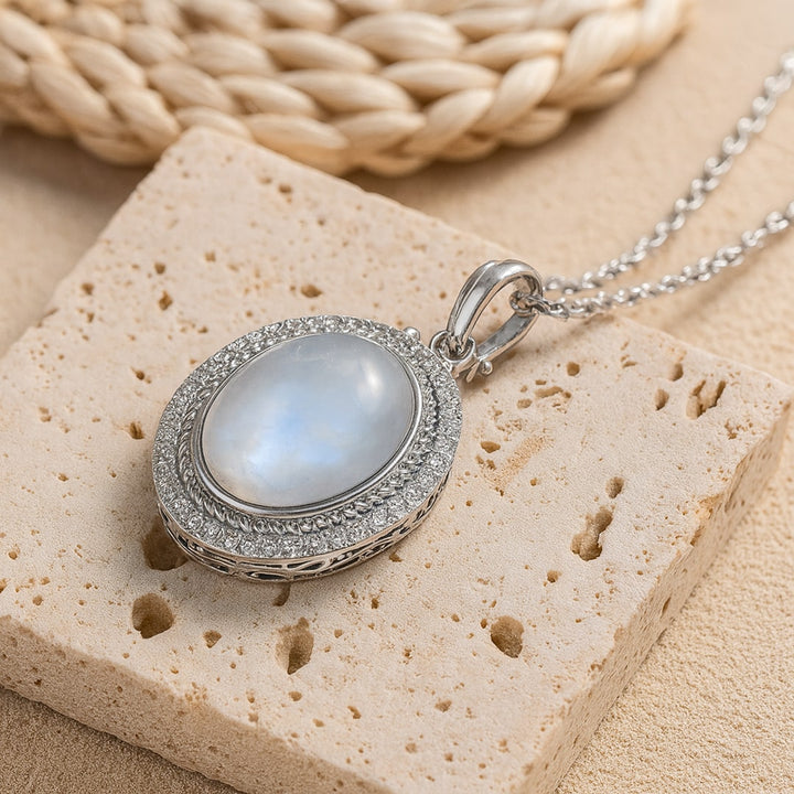 Pendentif "Douceur d’Âme" en Pierre de Lune