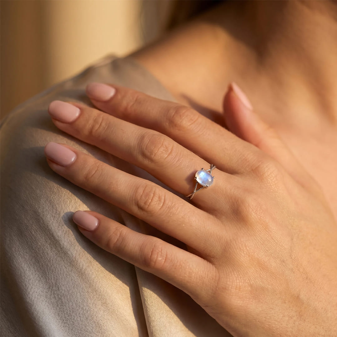 Bague Ajustable "Clarté de l’Âme" en Pierre de Lune