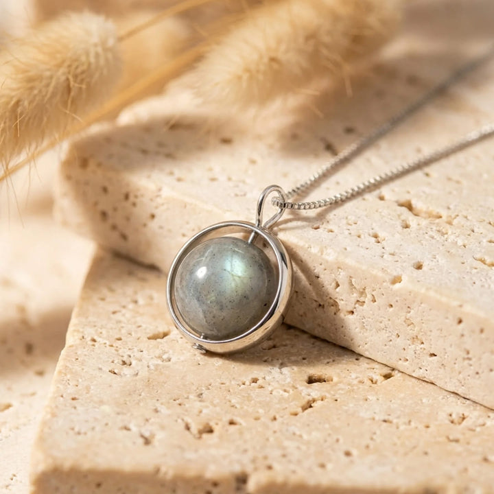 Pendentif "Perle Fine" en Labradorite