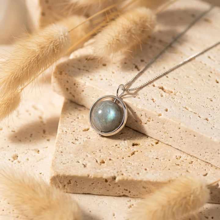 Pendentif "Perle Fine" en Labradorite