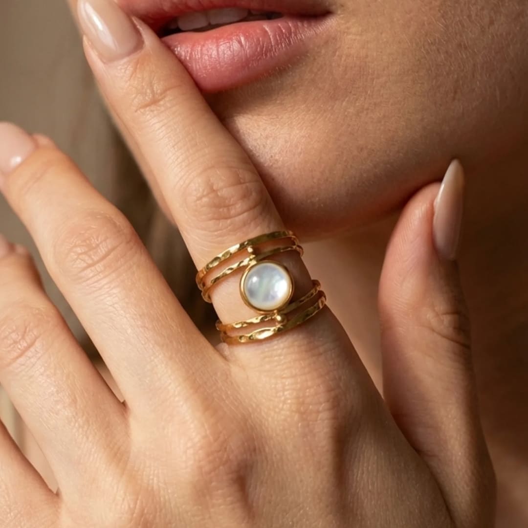 Bague Ajustable "Douceur de Nacre"
