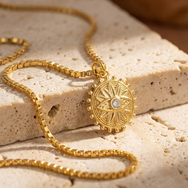 Pendentif Soleil Protecteur