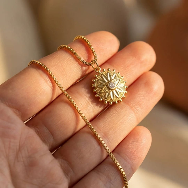 Pendentif Soleil Protecteur