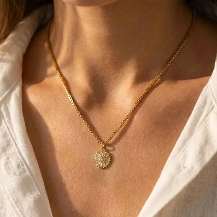 Pendentif Soleil Protecteur