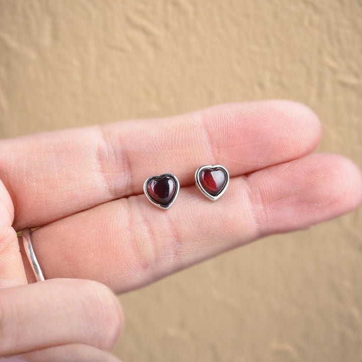 Boucles d'Oreilles "Coeur Passion" en Grenat & Métal Argenté