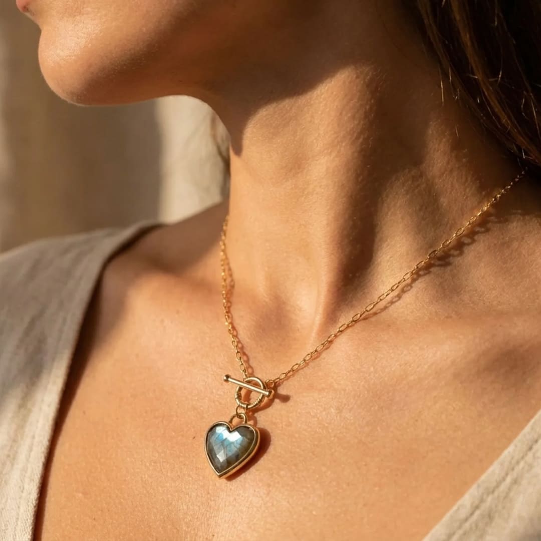 Pendentif "Sérénité du Cœur" en Pierres Naturelles