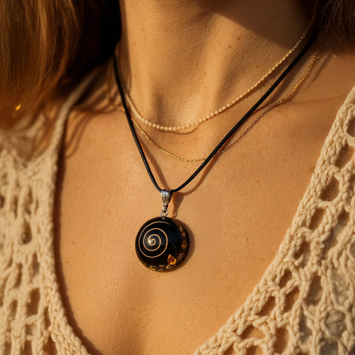 Pendentif Orgonite "Protection Symbolique" en Obsidienne Noire