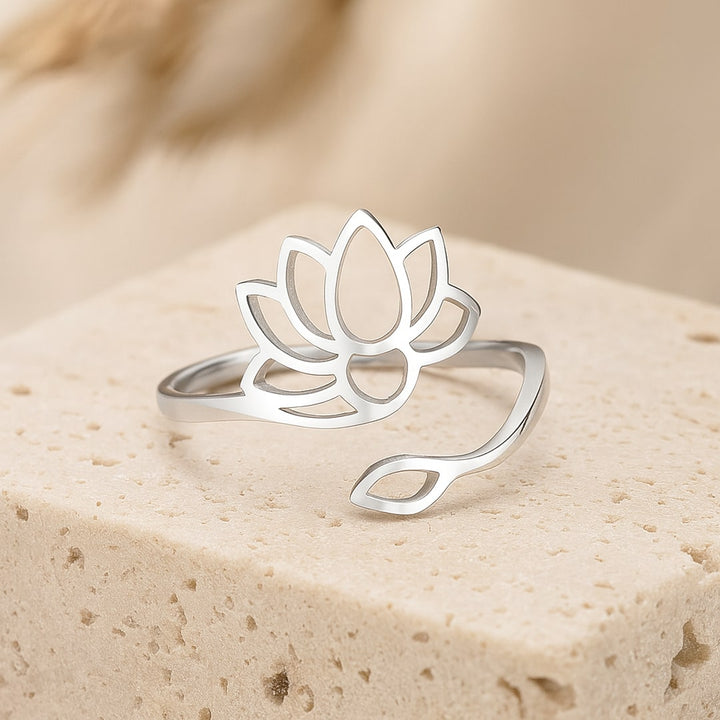 Bague Ajustable Lotus Divin