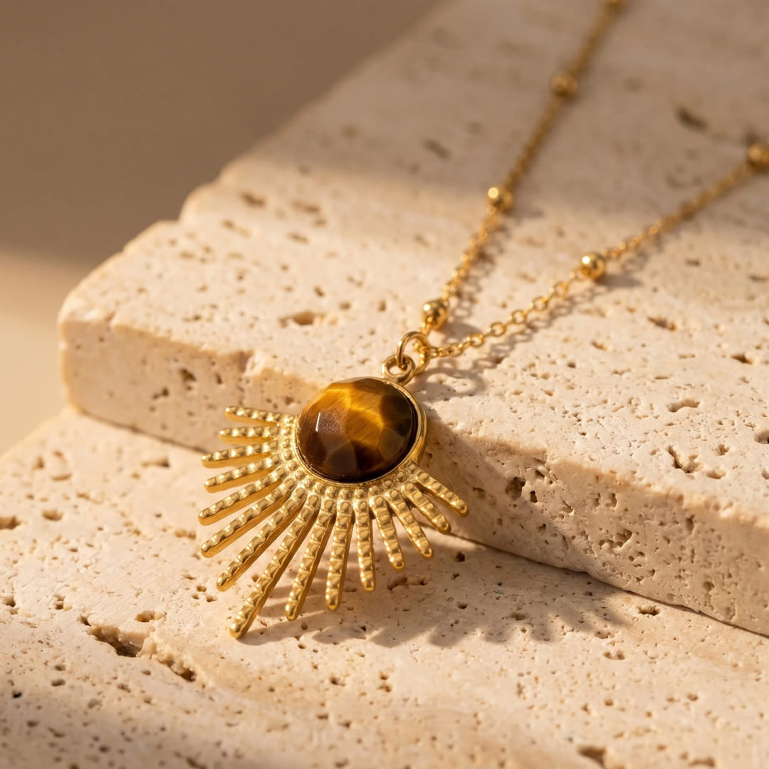 Pendentif "Soleil Maya" en Œil de Tigre