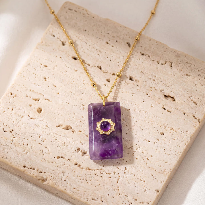 Pendentif “Éclat Violet Impérial” en Améthyste