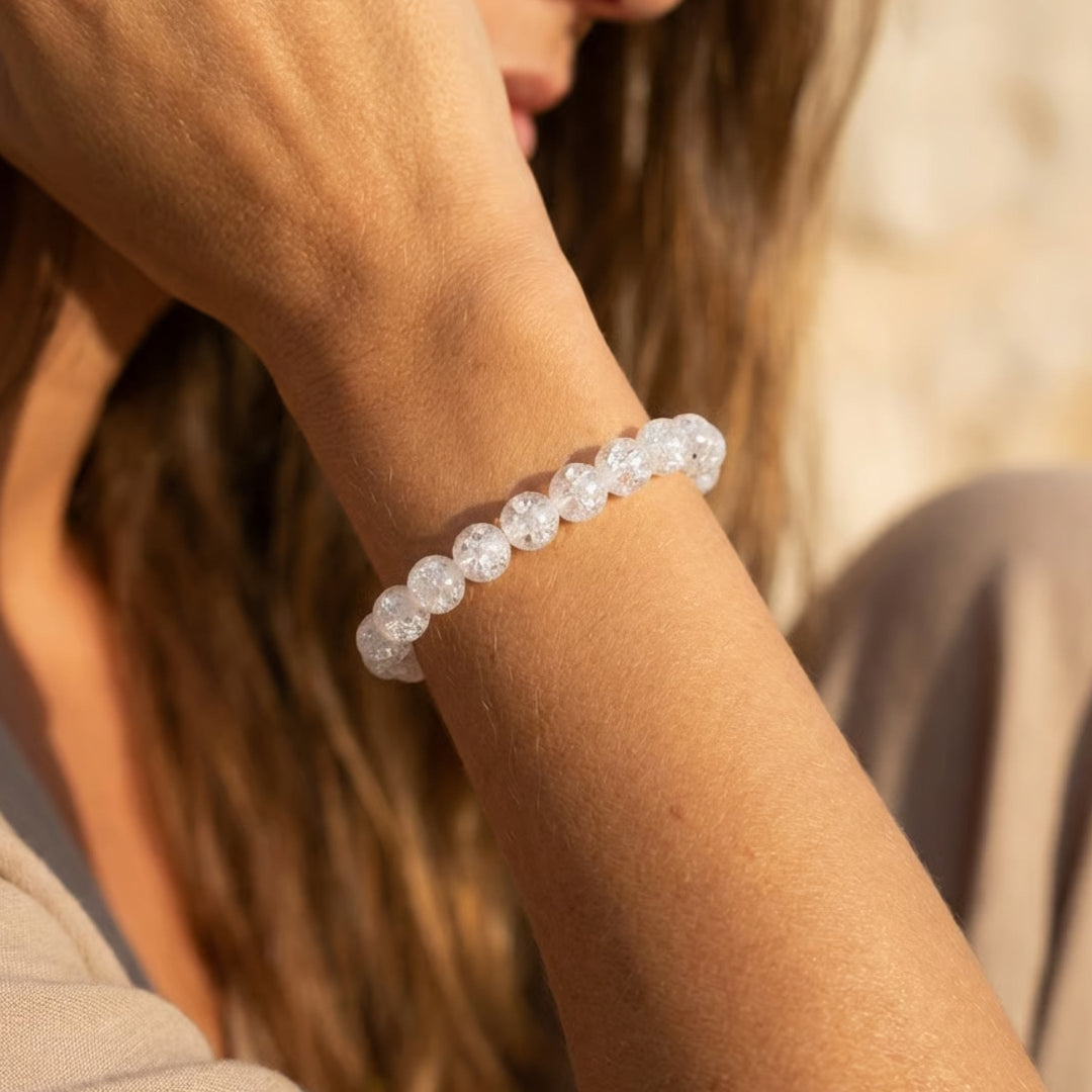 Bracelet "Éclats de Lumière" en Cristal de Roche Craquelé