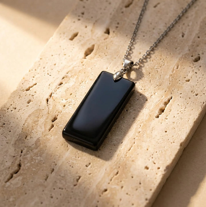 Pendentif "Élégance & Puissance" en Oeil de Tigre ou Obsidienne Noire