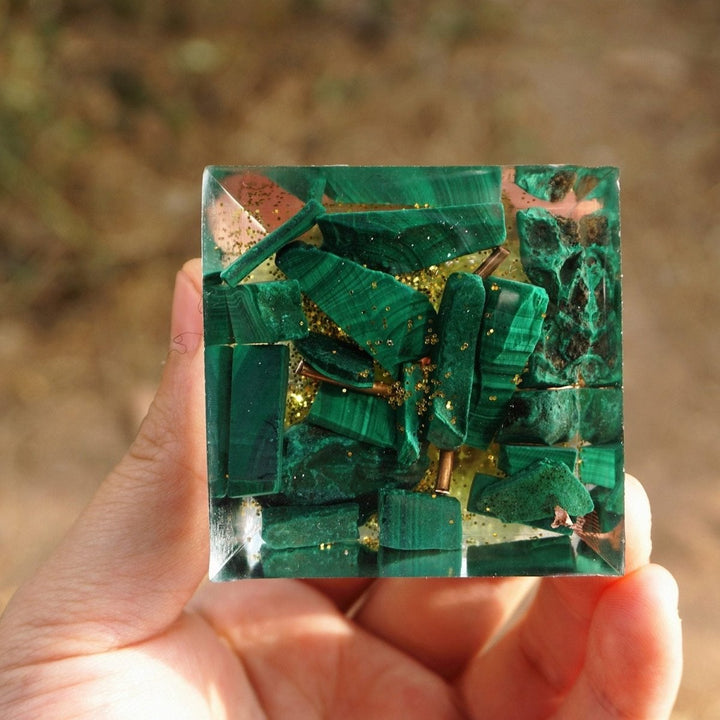 Orgonite "Arbre de Vie Renaissant" en Péridot & Malachite
